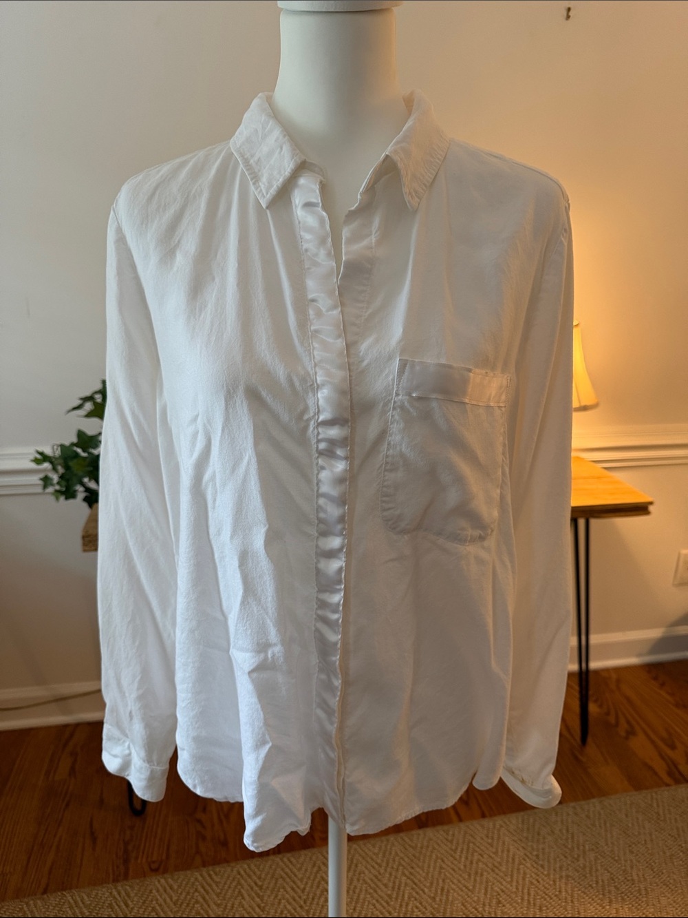 EUC Cloth & Stone by Anthropologie White Button-Up Shirt-Sz Medium